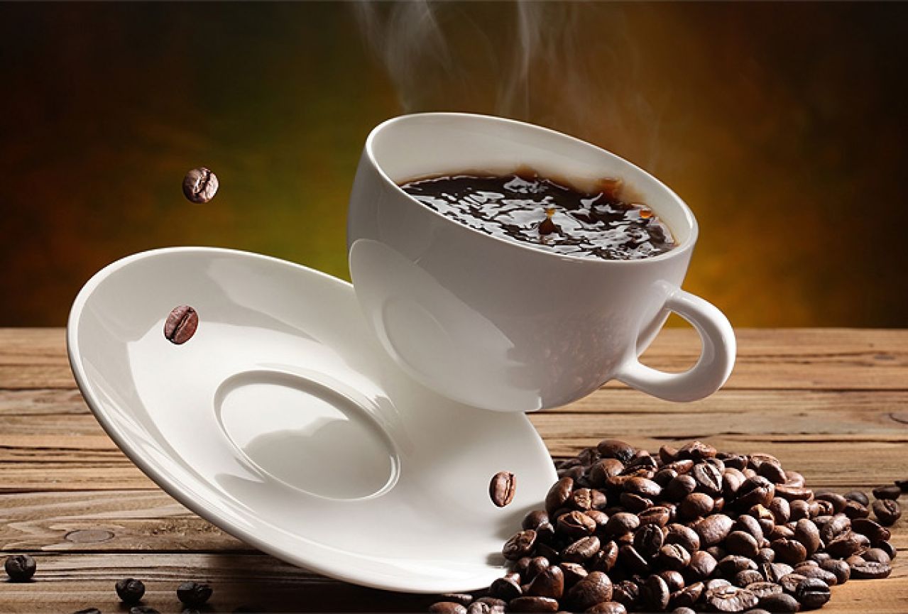 ''Bulletproof'' dijeta s kavom: Uz mršavljenje podiže i IQ
