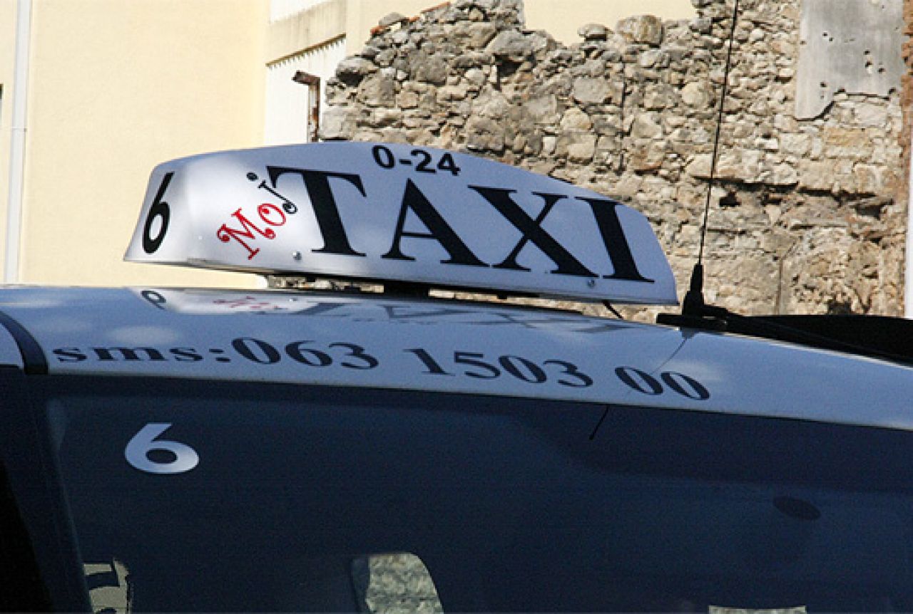 Legalni taksisti podržavaju Grad u rješavanju problema 'divljih taksista'
