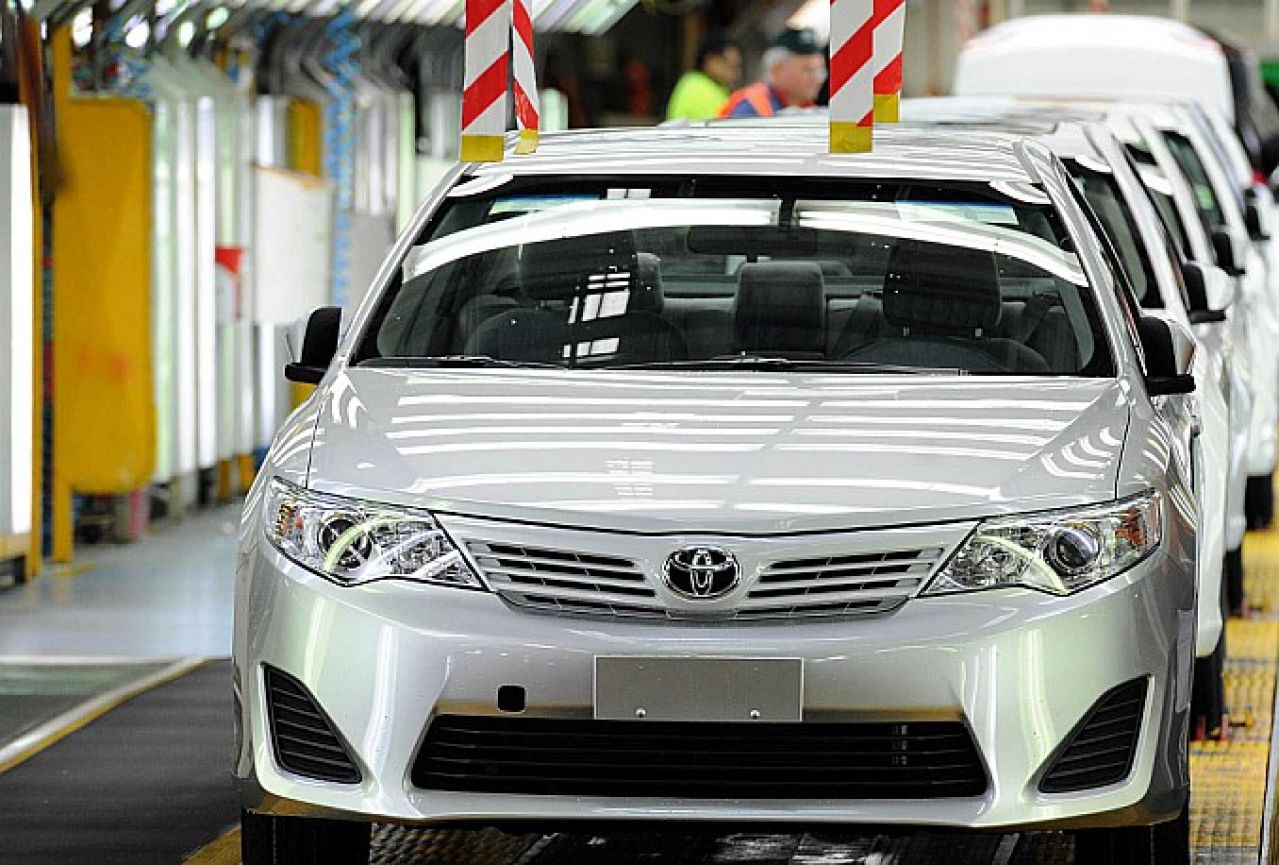 Toyota privremeno obustavlja proizvodnju