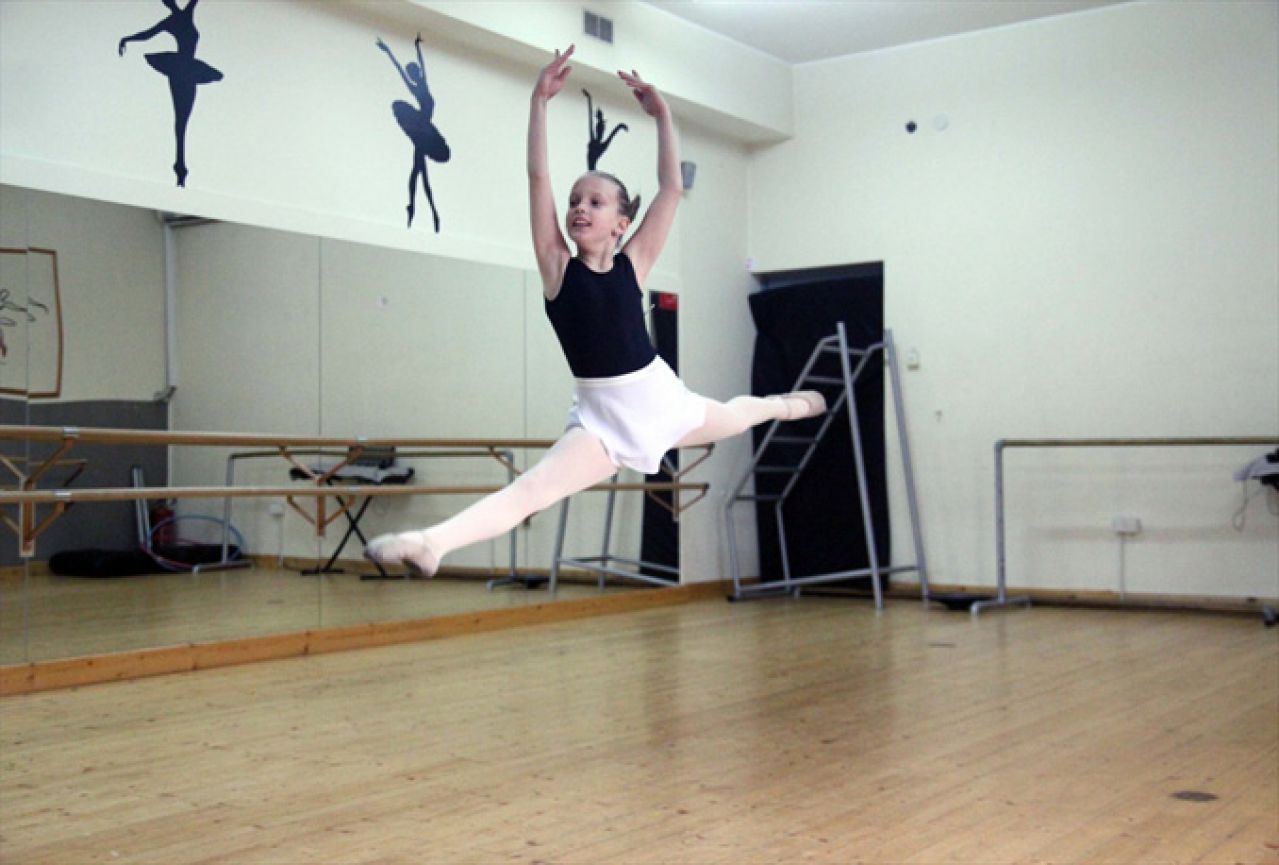 Devetogodišnja balerina iz Zenice putuje u SAD na svjetsko prvenstvo