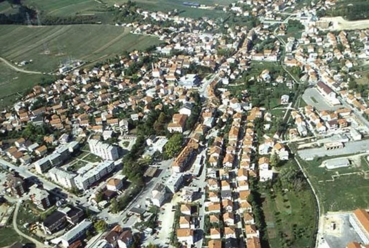 Poziv osobama koje imaju nekretnine u općini Tomislavgrad