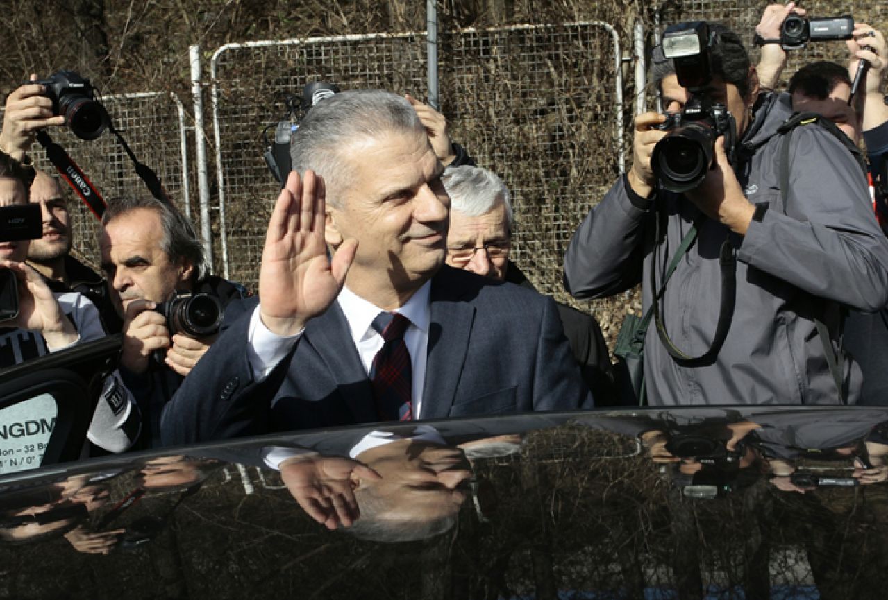 Radončić: Bit će vremena da kažem tko mi je smjestio