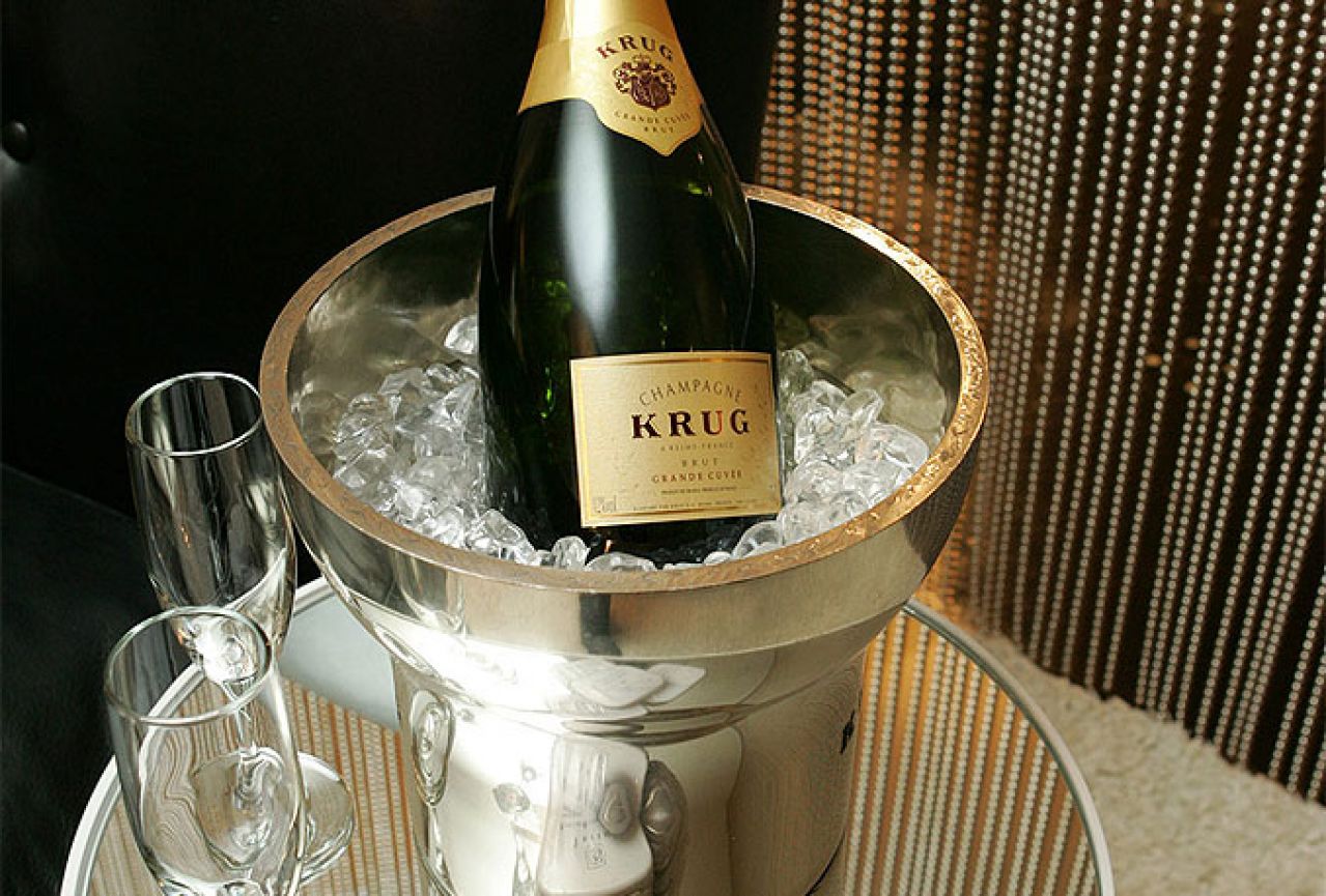 Sve se nema: Francuski šampanjac oborio rekord