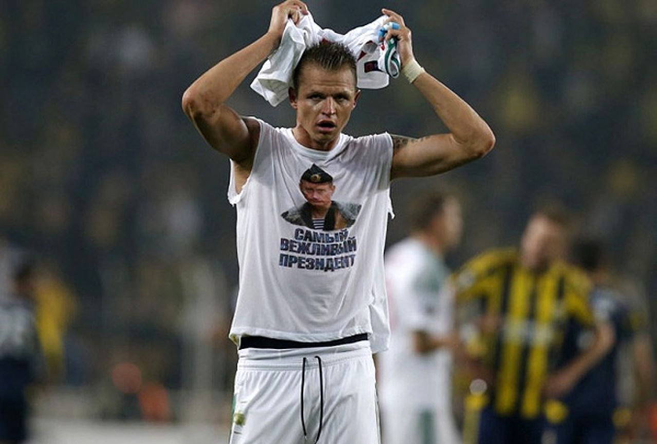 Lokomotiva kažnjava Tarasova jer je u Turskoj pokazao majicu s likom Putina