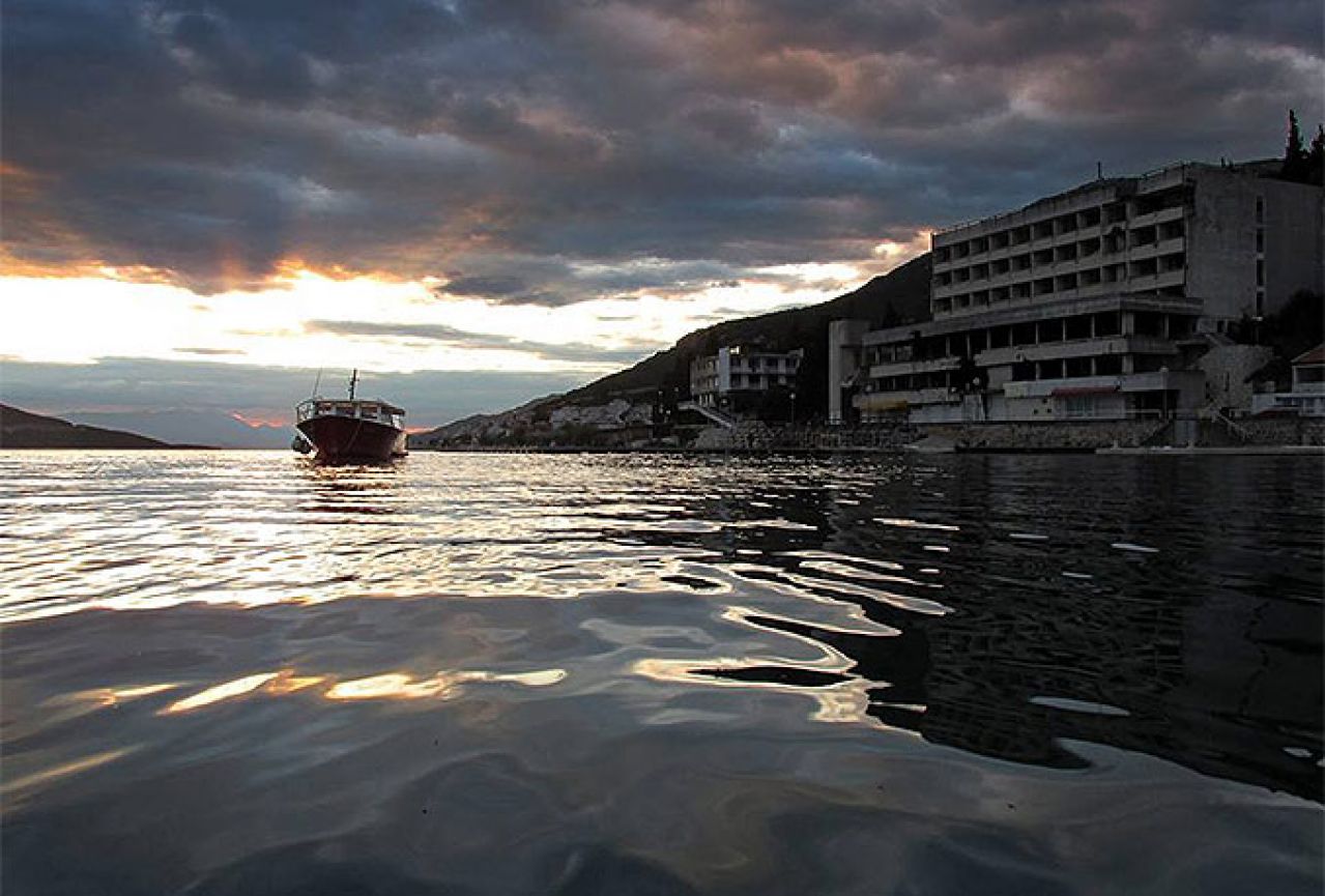 Stanovnici Neuma gotovo cijeli dan bez struje