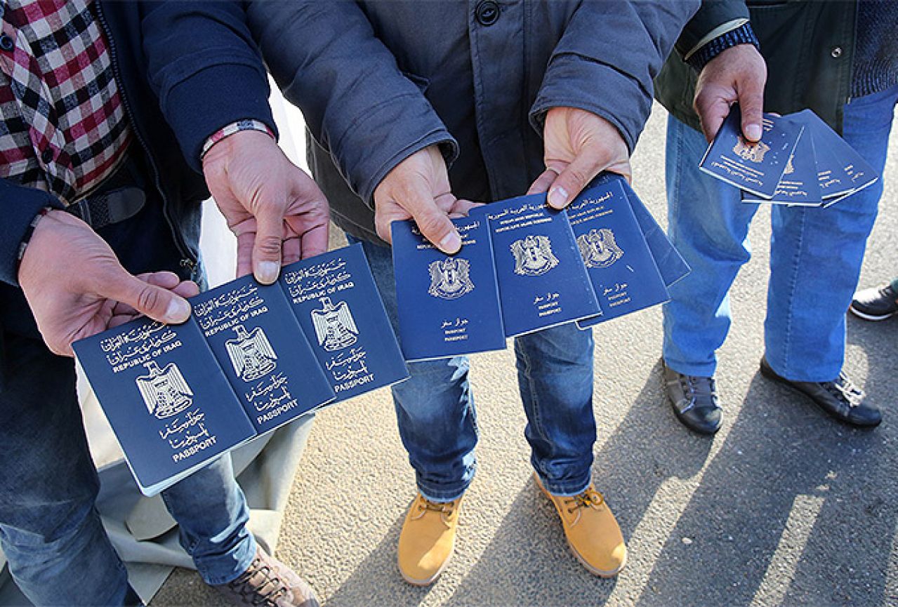 Njemačka proglasila nevažećim putovnice izdane na teritoriji pod kontrolom ISIL-a