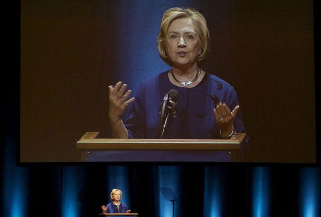 Top secret: Objavljeno još 3.800 stranica mailova Hillary Clinton