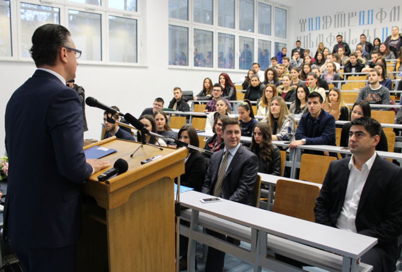 Nazvali smo ga Treći s namjerom da jednog dana bude prvi