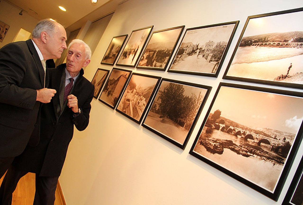 Otvorena izložba starih fotografija o Mostaru i Hercegovini