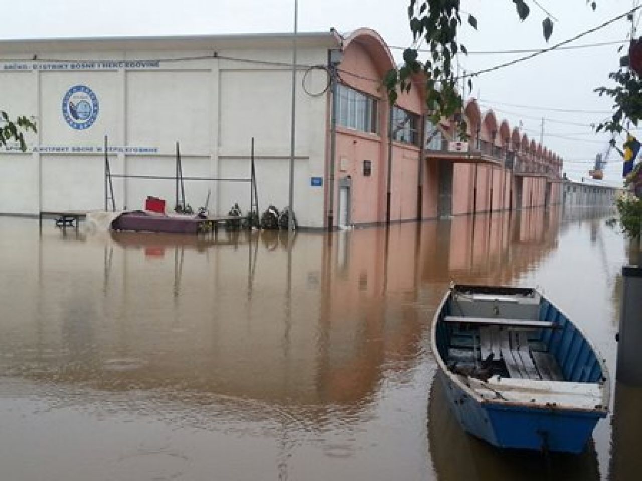 BiH ne smije pomagati drugim državama u poplavama