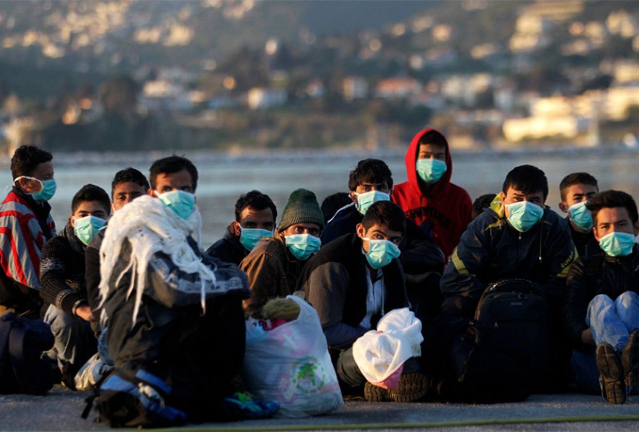 Skoro pola milijuna migranta stiglo u Grčku u četvrtom kvartalu prošle godine