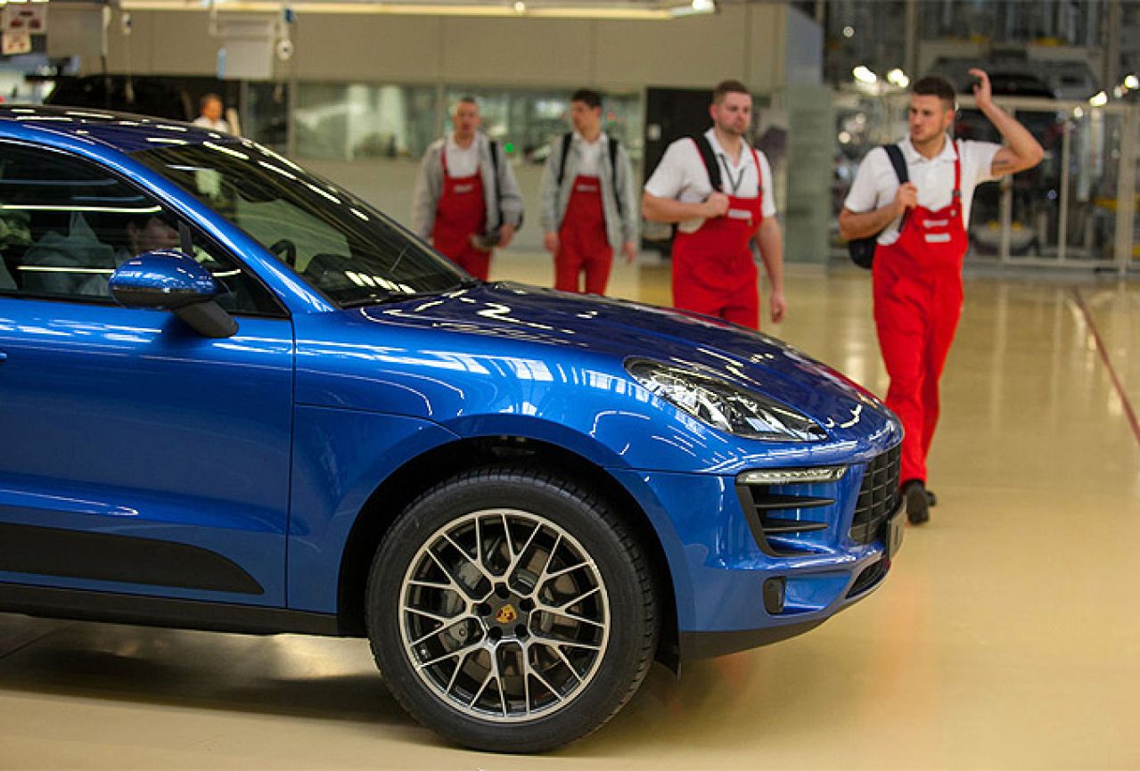 Porsche nagradio zaposlenike bonusima od 9.000 eura