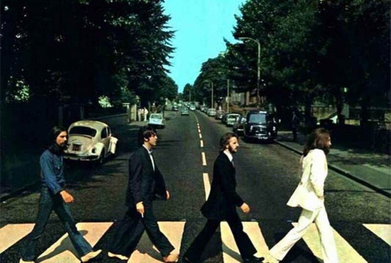 Rijetka gramofonska ploča Beatlesa prodana za 77.500 funti