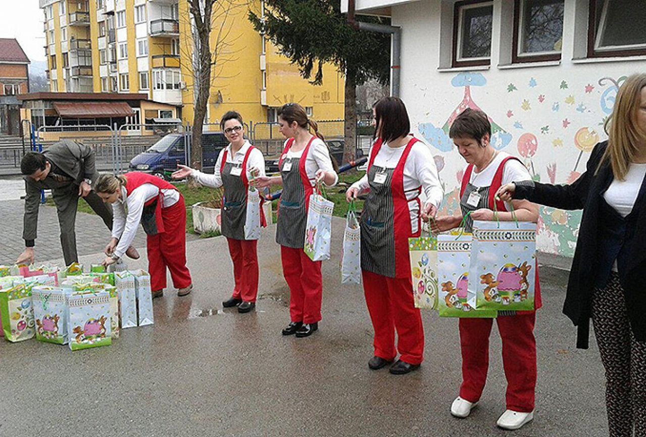 Konzumov Crveni lanac sreće nastavlja uveseljavati mališane širom BiH