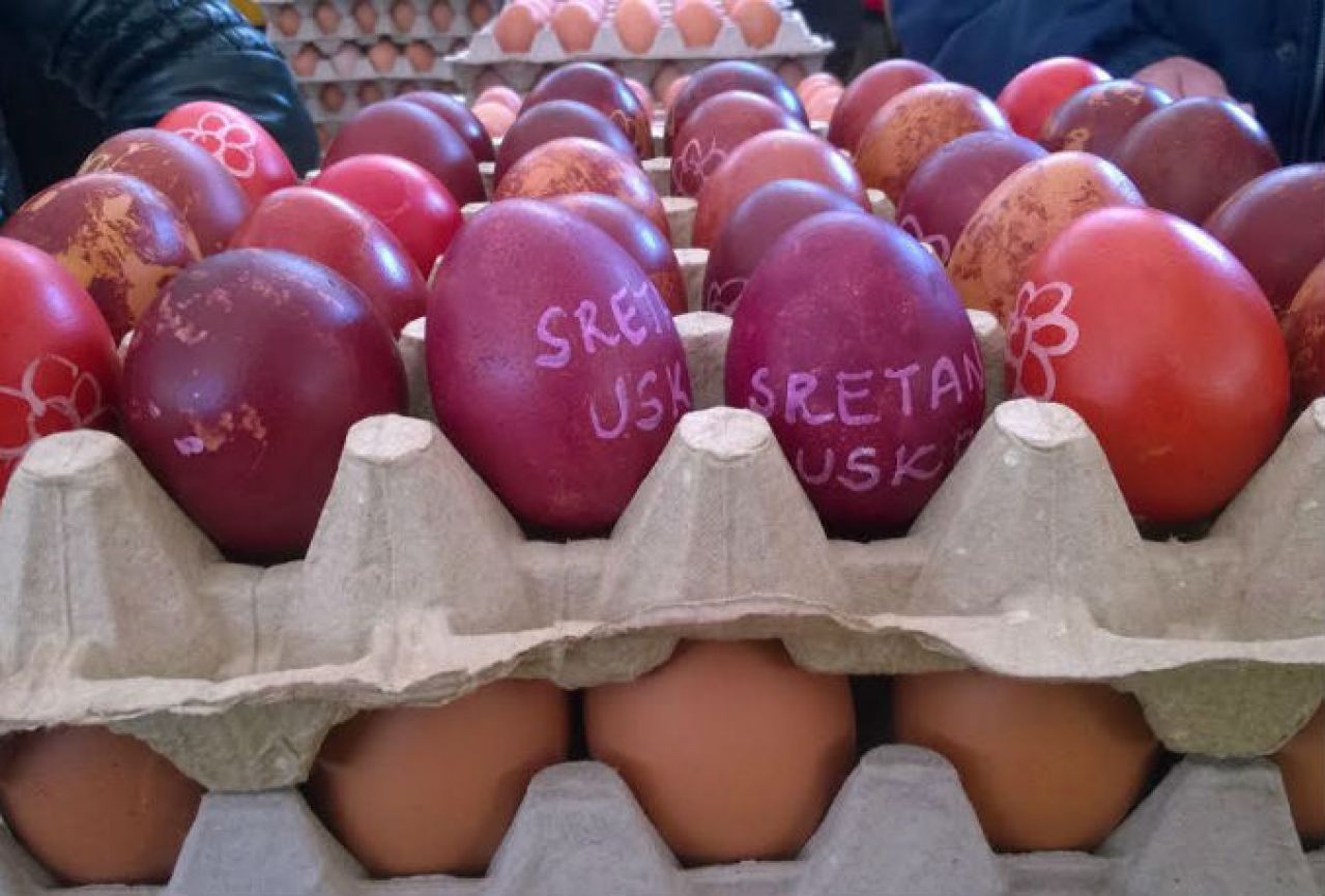Zanimljive ideje za originalno bojanje jaja