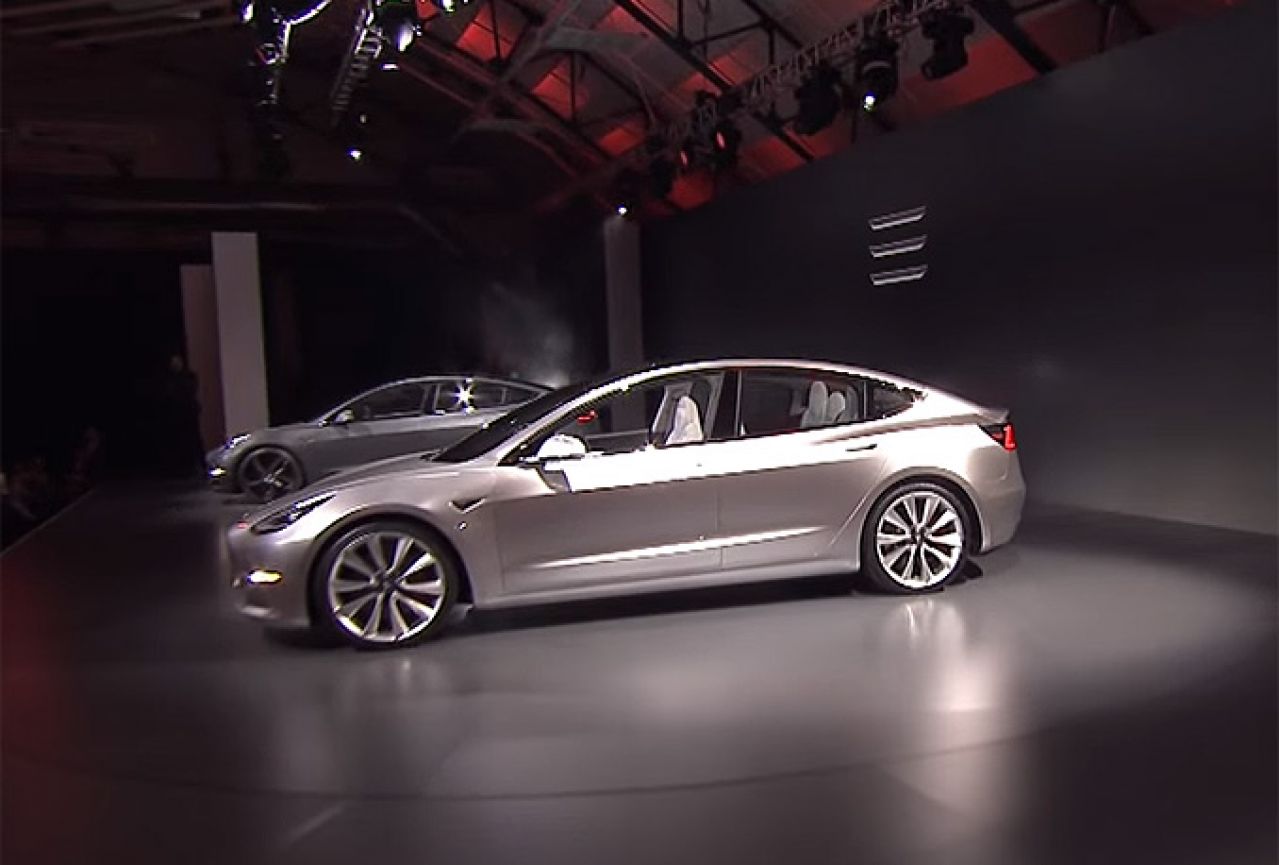 Tesla Motors predstavio dugo očekivani Model 3