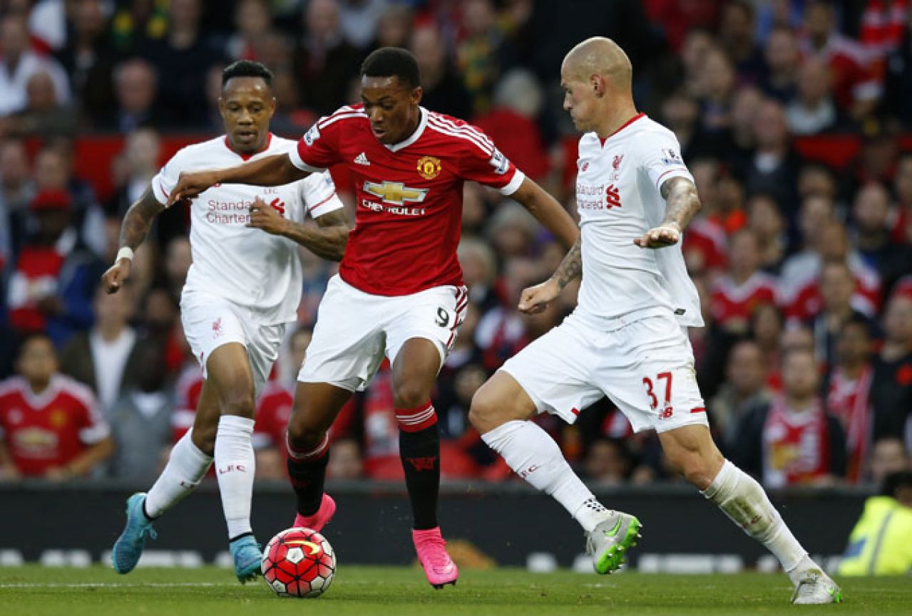 Martial zabio 1000. gol Uniteda u minimalnom slavlju nad Evertonom