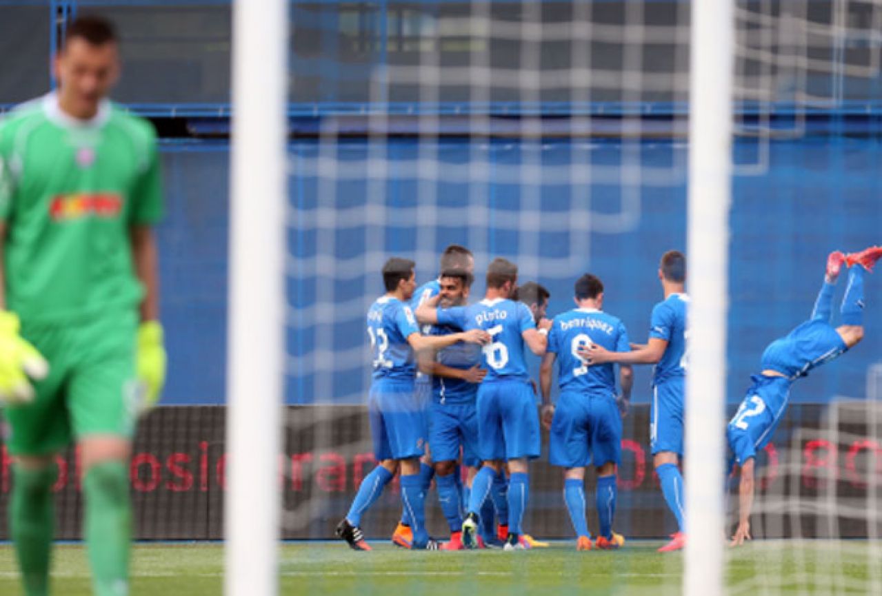 Dinamo potopio Hajduk na Maksimiru