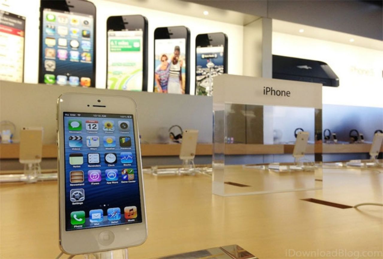 Prvi put u povijesti smanjena potražnja za iPhoneom