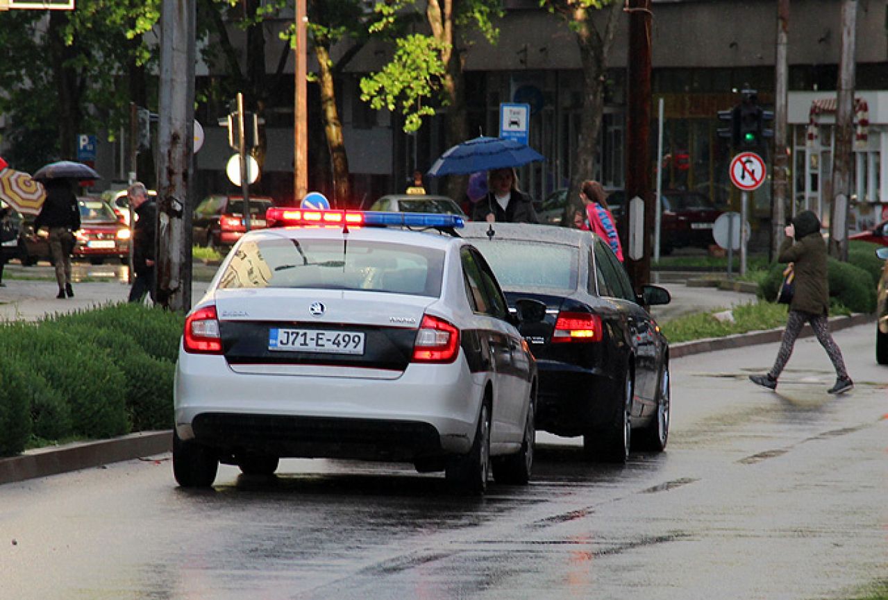 Mostar: Autom teško ozlijedio pješaka