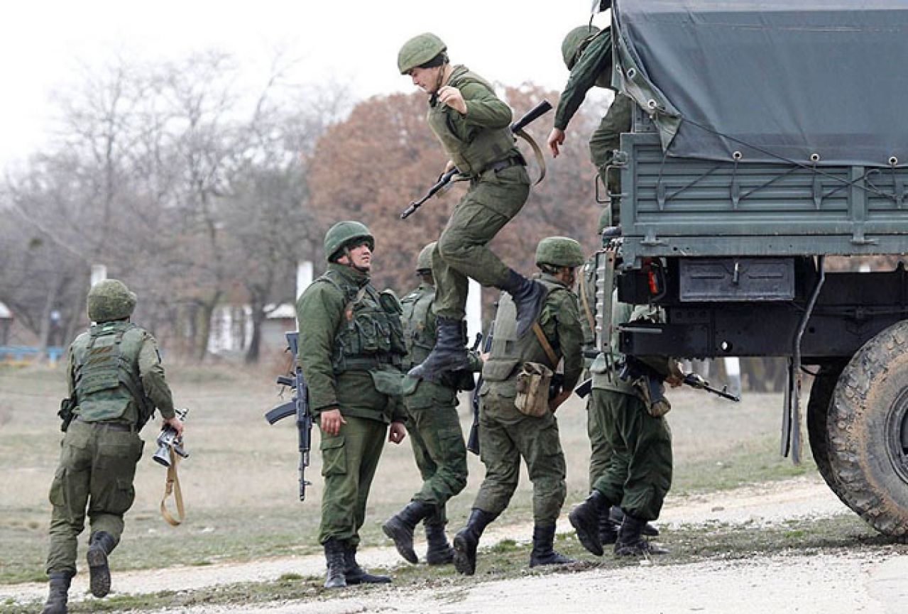 Troje vojnika poginulo na istoku Ukrajine usprkos primirju