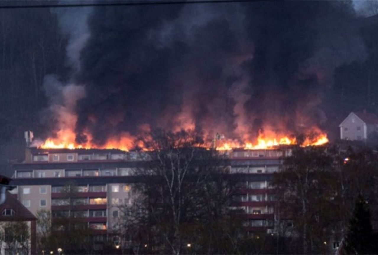 Švedska: Veliki požar zahvatio zgradu u kojoj žive dvije obitelji iz BiH