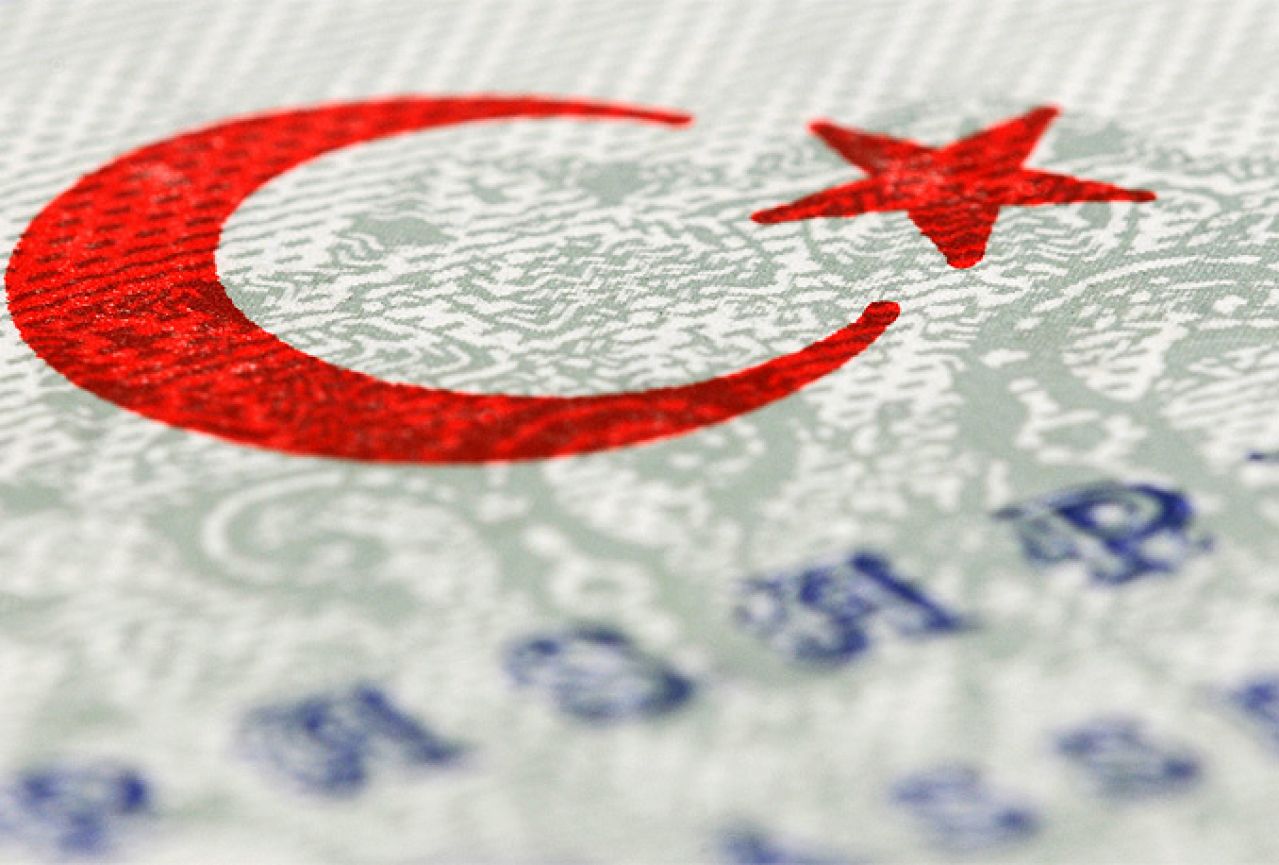 Za turske državljane odobren bezvizni režim u Schengenskom prostoru