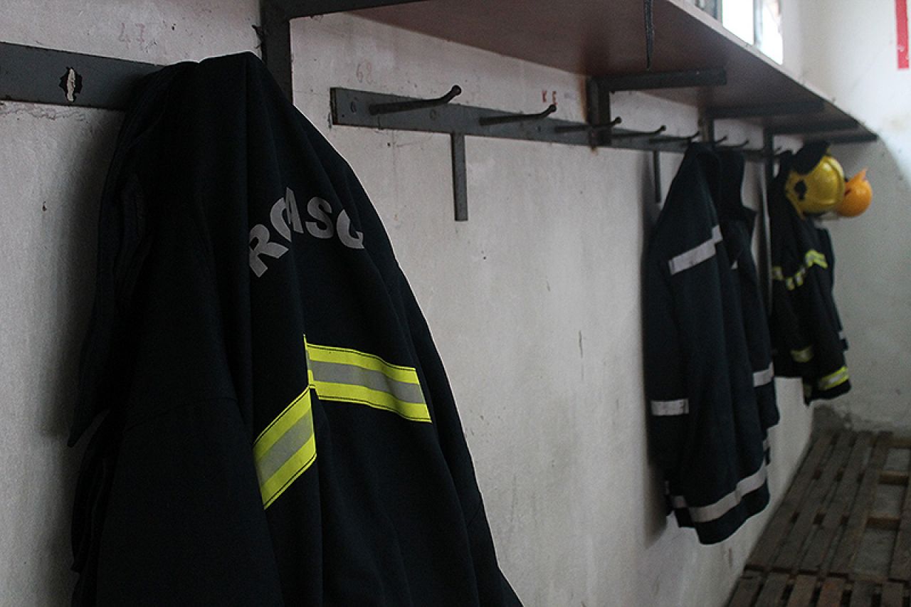 Tehničke intervencije: Vatrogasci u Mostaru otvarali vrata