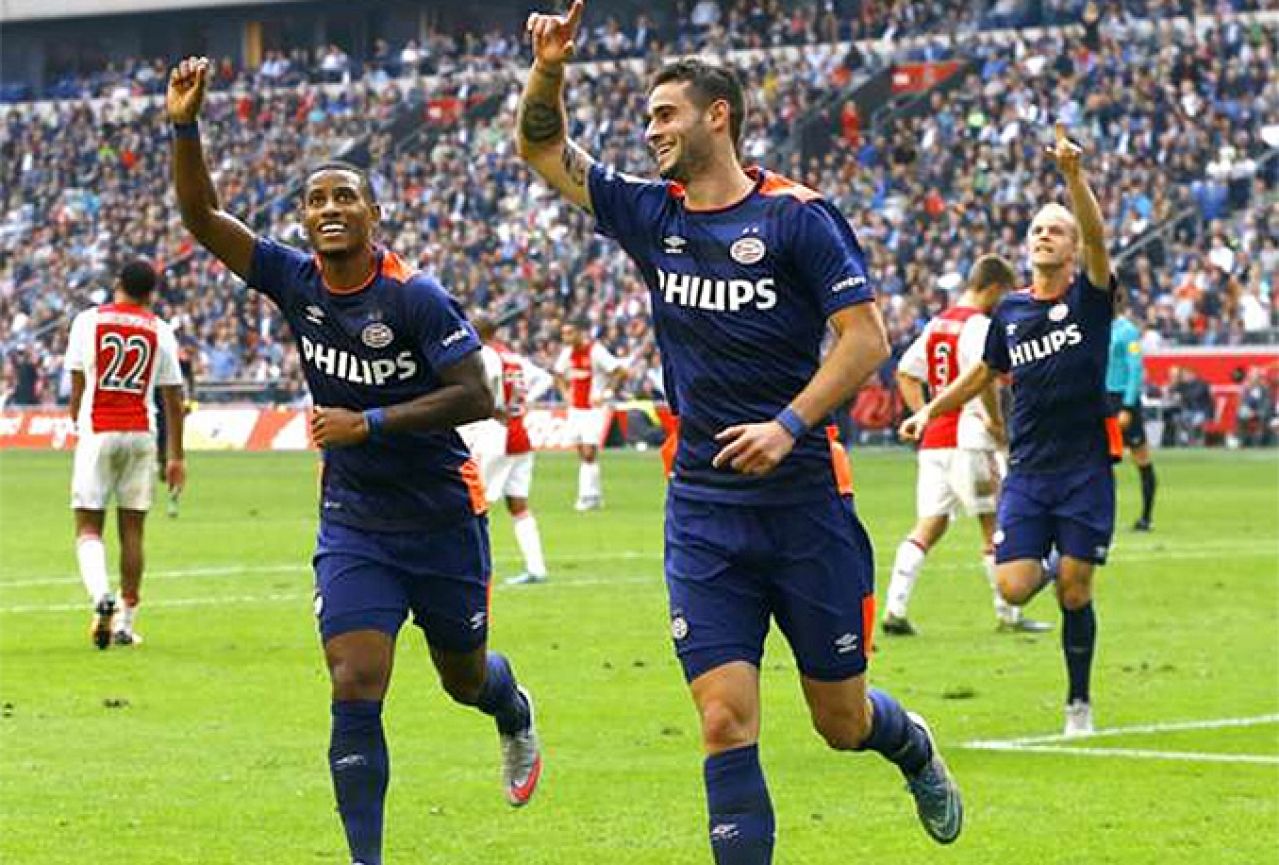 Ajax u drami prepustio naslov prvaka PSV-u