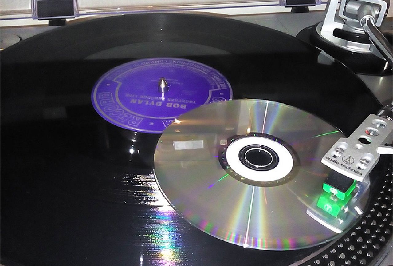 CD ili gramofonska ploča?