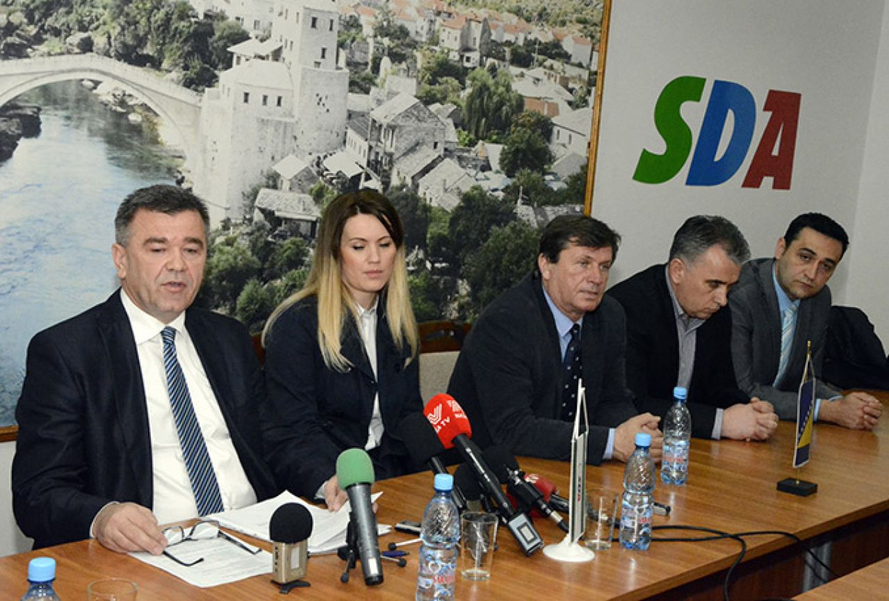 SDA traži svjedoke za pregovore o Mostaru
