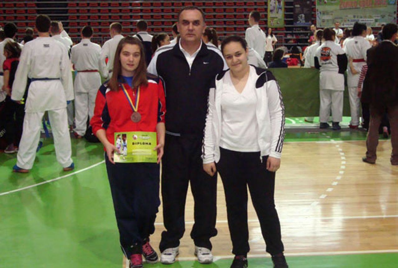 Dora Opačak brončana na Open turniru u Zenici