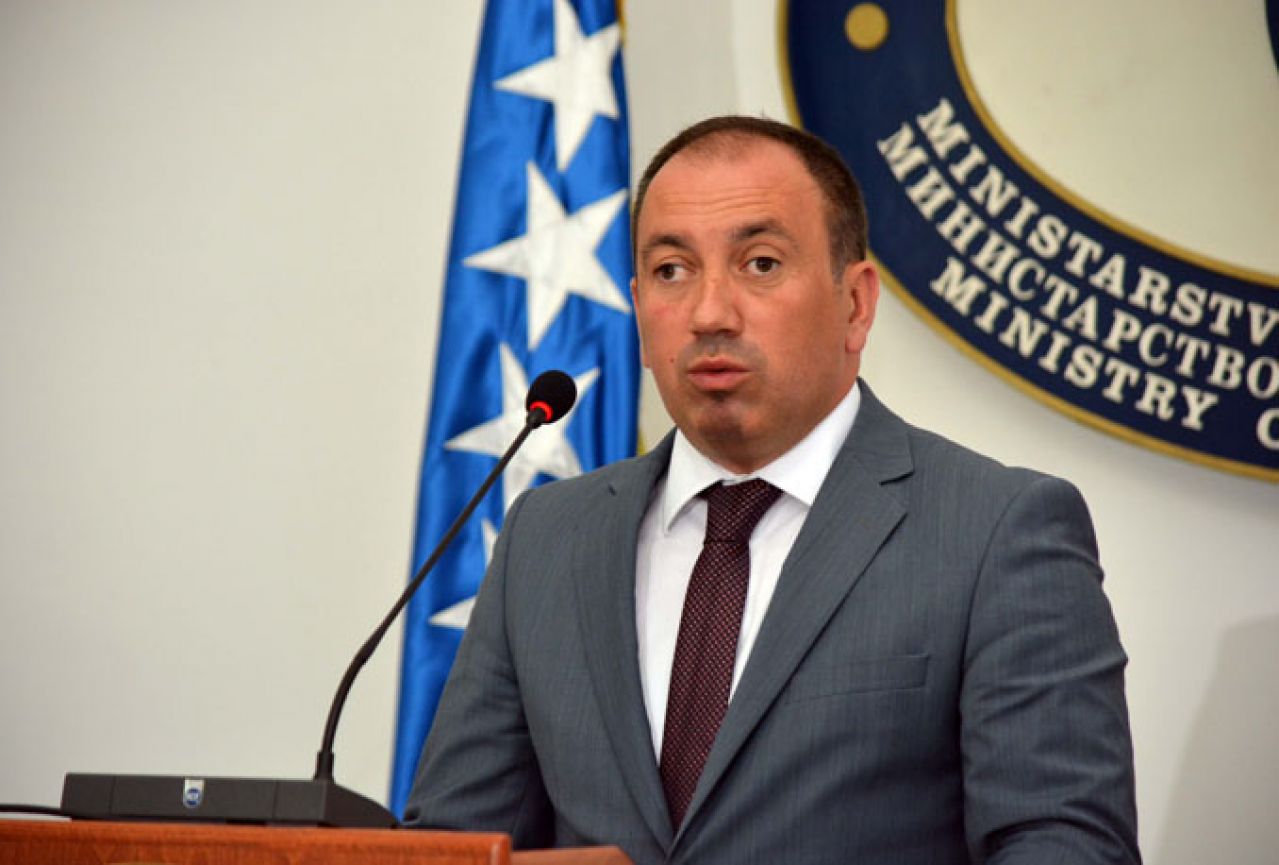 Vijeće ministara i Predsjedništvo BiH nemaju u planu ukidanje viza za Kosovo