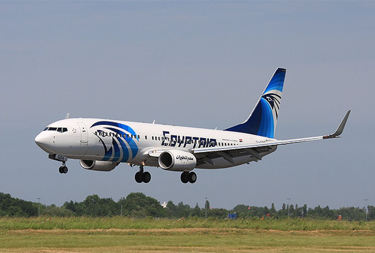 Zrakoplov na letu Pariz-Kairo nestao s radara