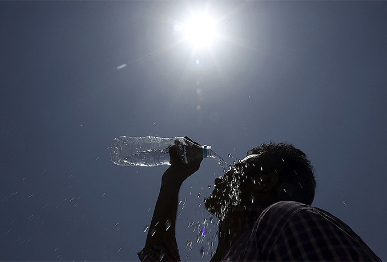 U Indiji temperature dostigle 51 Celzijev stupanj