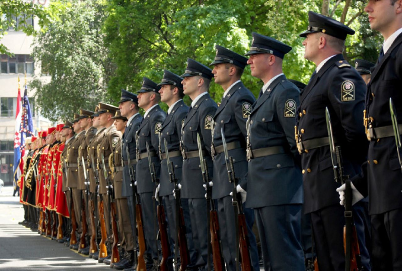 Hrvatska: Oružane snage obilježavaju 25. obljetnicu osnutka