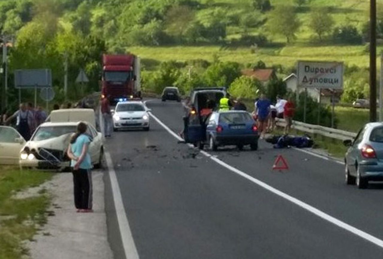 Teška nesreća kod Hadžića, poginuo motociklist
