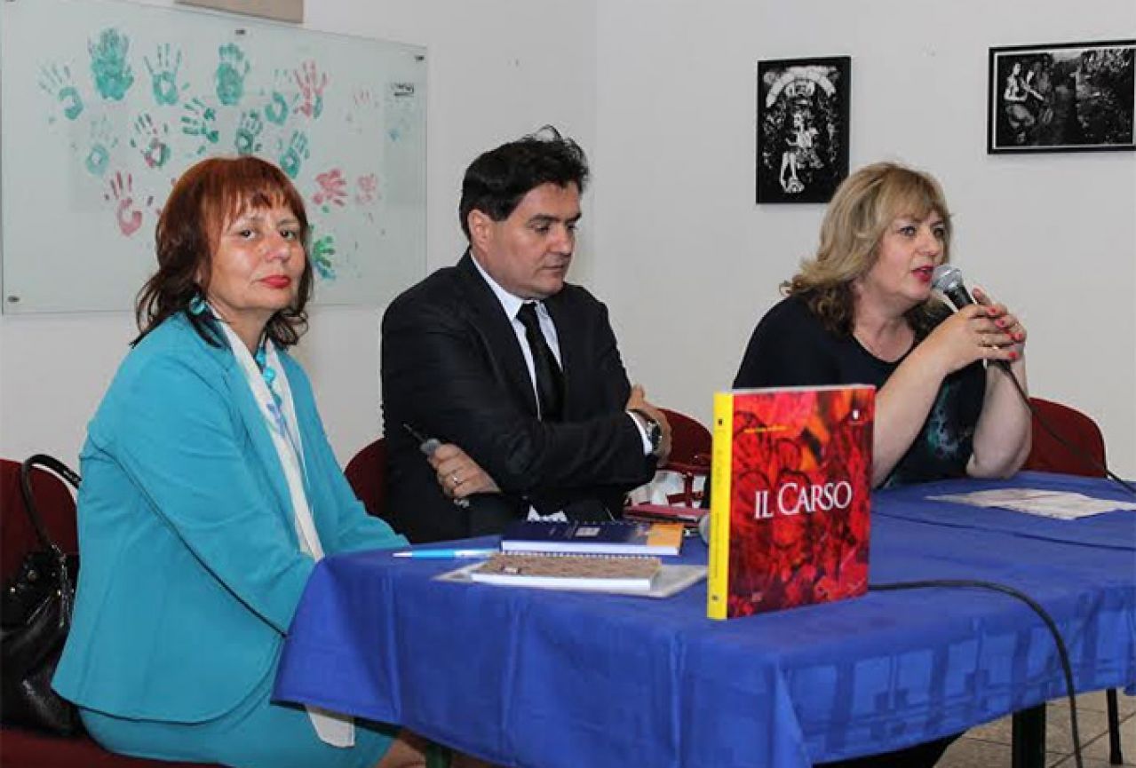 Promovirana knjiga Massima Crivellarija i otvorena izložba 'Lux Obnubilata'