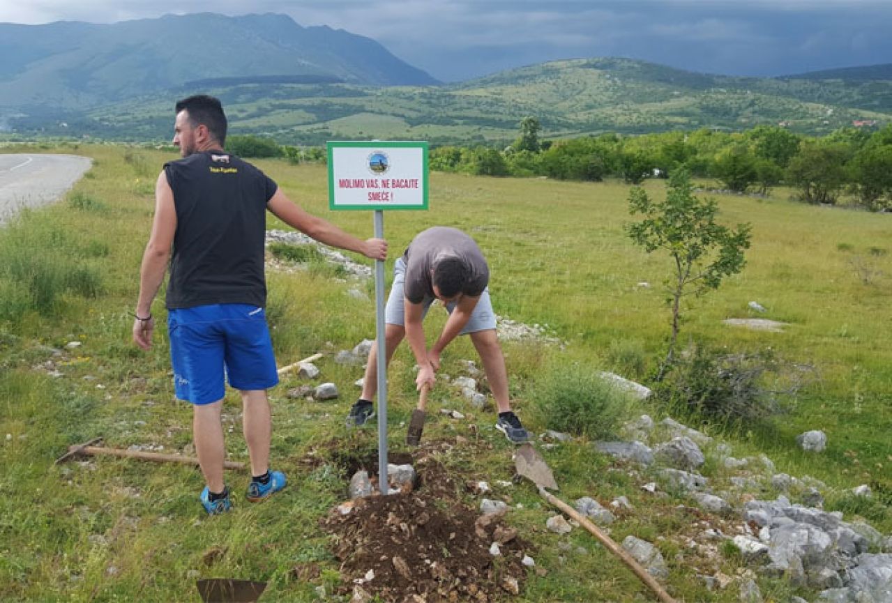 Članovi Eko udruge Vilino polje postavili eko-ploče u Gorancima