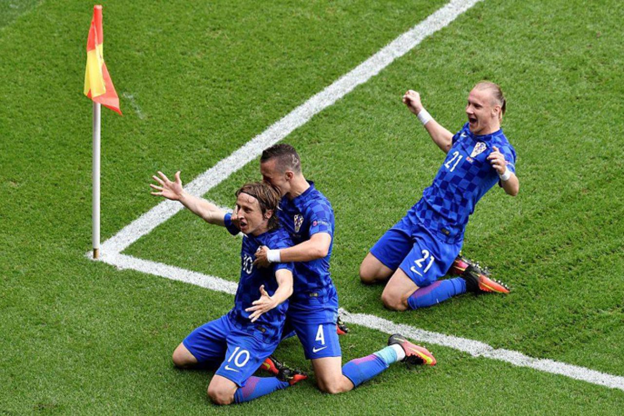 Luka Modrić postigao golčinu, Hrvatska nadigrala Turke!