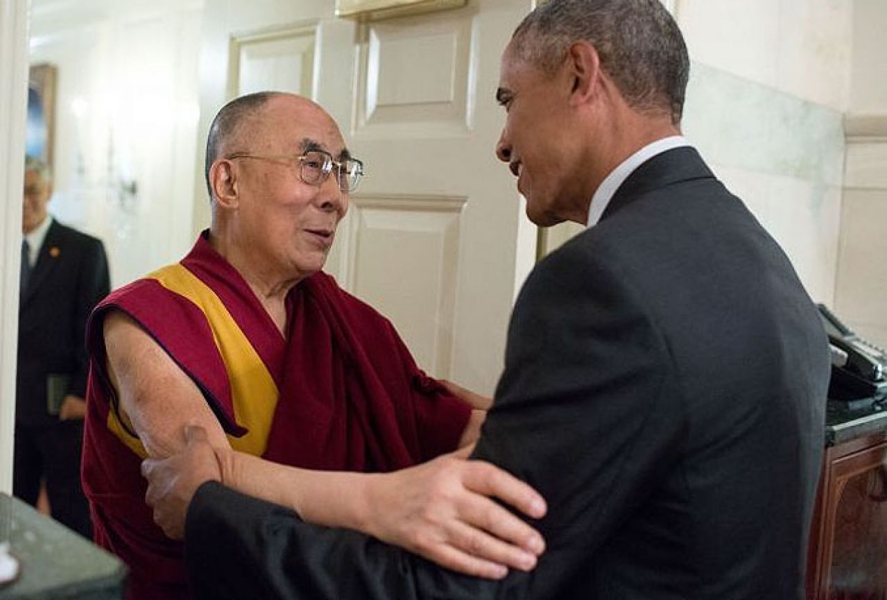 Kina 'ljuta': Obama se sastao s Dalaj Lamom