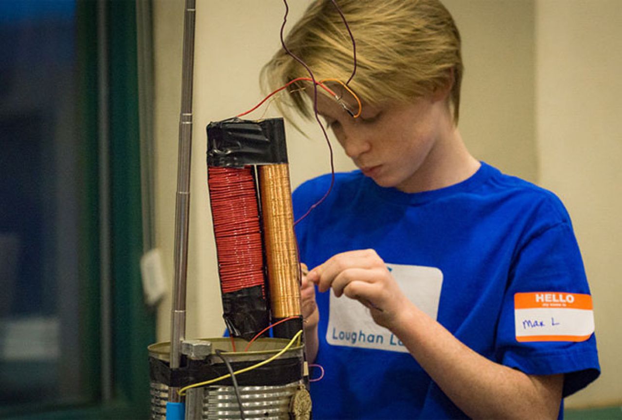 Novi Nikola Tesla: Dječak konstruirao uređaj koji stvara besplatnu energiju