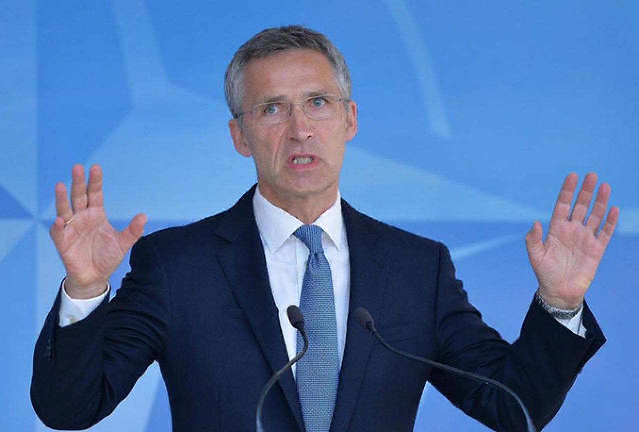 Stoltenberg: NATO je odlučan suprotstaviti se agresivnom ponašanju Rusije