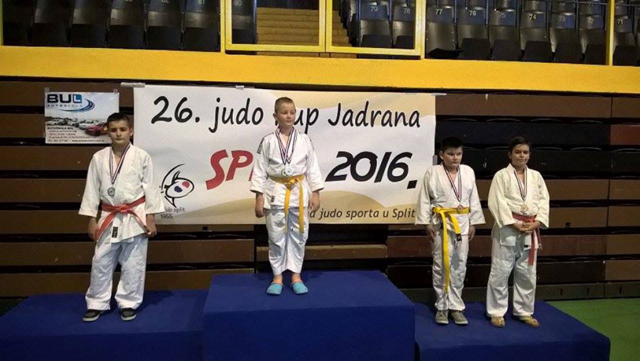 JK Neretva osvojila u Splitu 23 medalje i sedam zlata