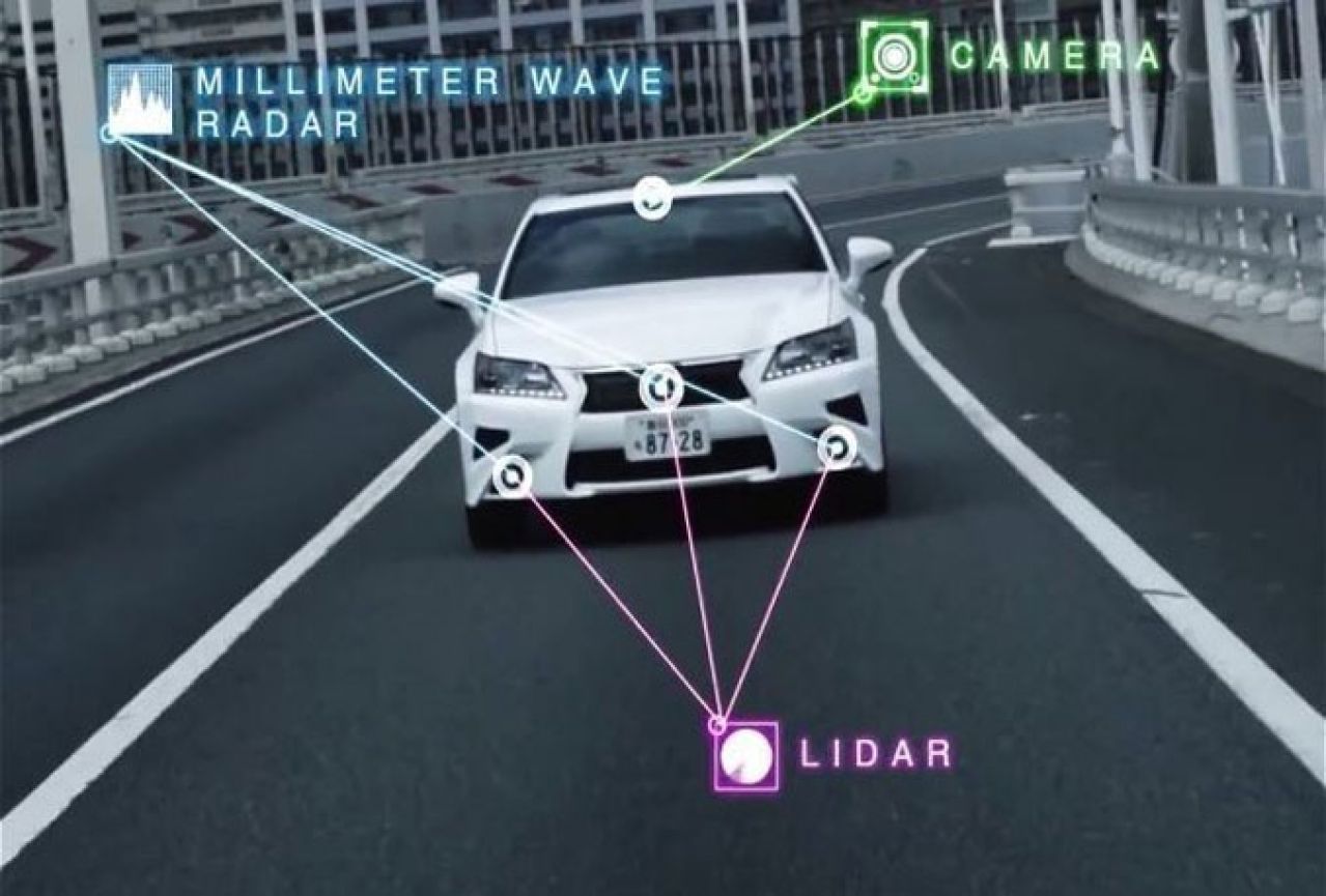 ''Moralna dilema'' koju će imati autonomna vozila: Hoće li žrtvovati vozača ili pješake?