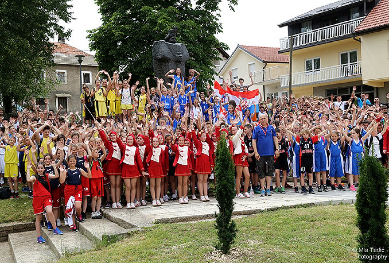 Na mini basket festivalu sudjelovalo 500 dječaka i djevojčica