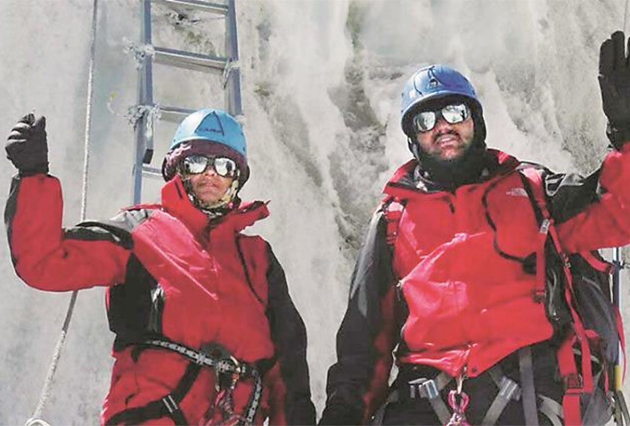 Indijski bračni par lažirao uspon na Everest?