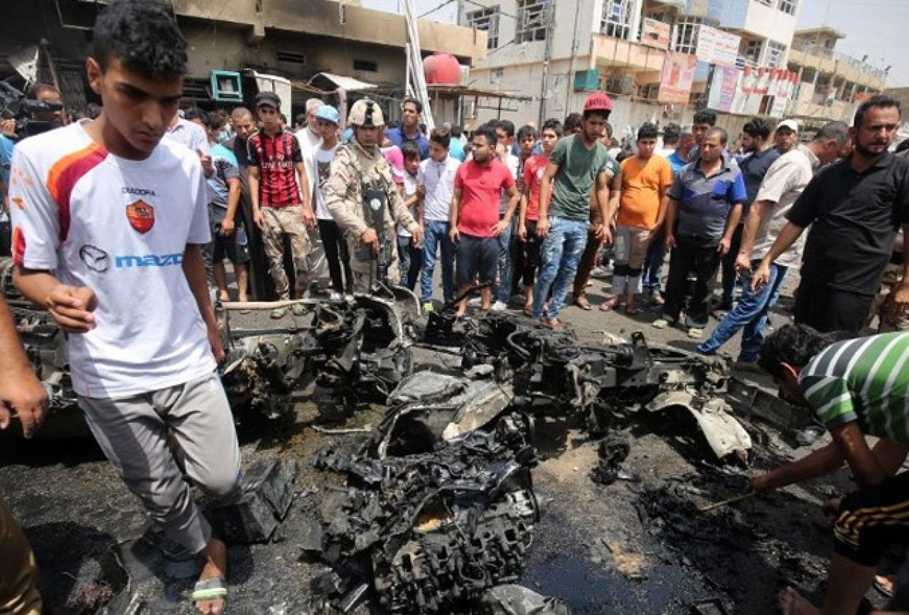 Napad autobombom: U Bagdadu ubijeno najmanje 75 ljudi