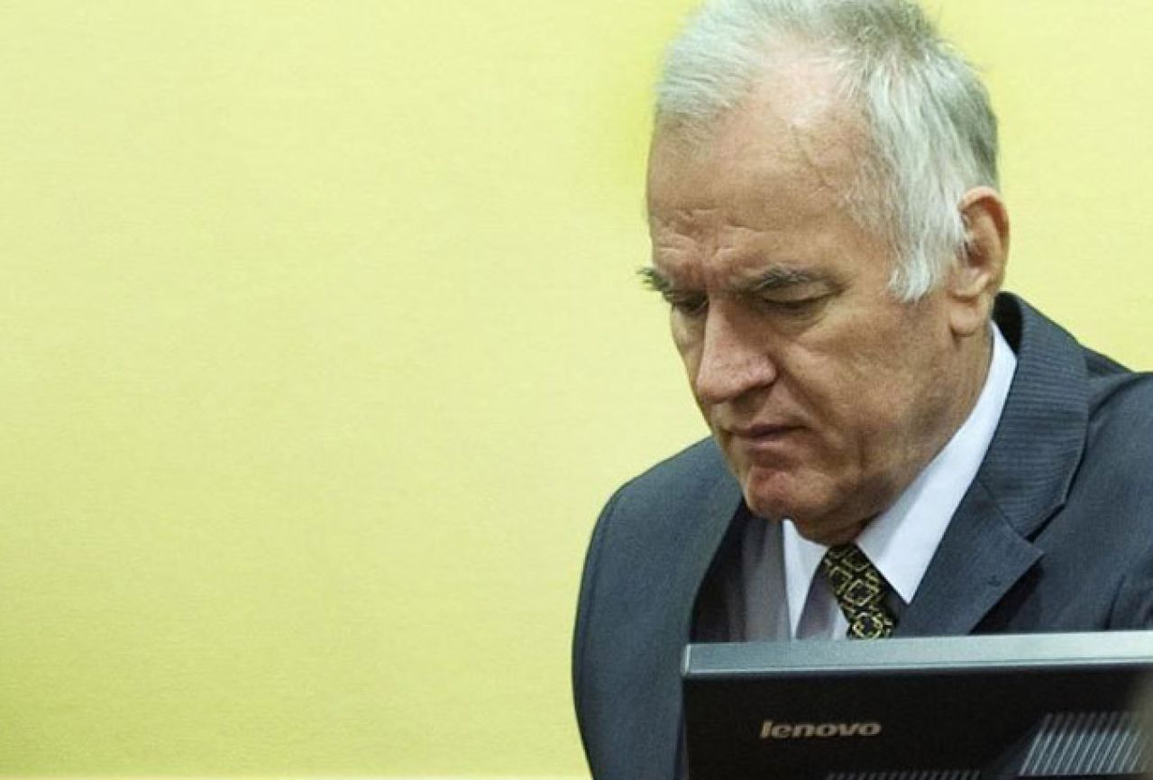 Odbijen Mladićev zahtjev za poništenje suđenja