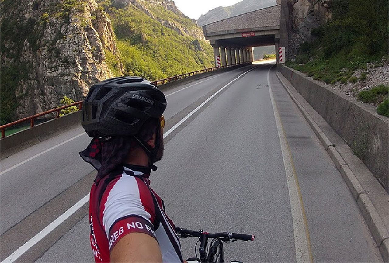 Biciklist iz Hrvatske u Mostaru: Iznenađen sam pristojnošću vozača